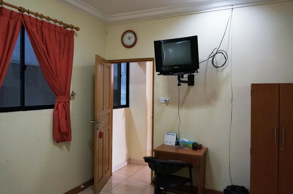 Jesnic Hotel Παντάνγκ Δωμάτιο φωτογραφία